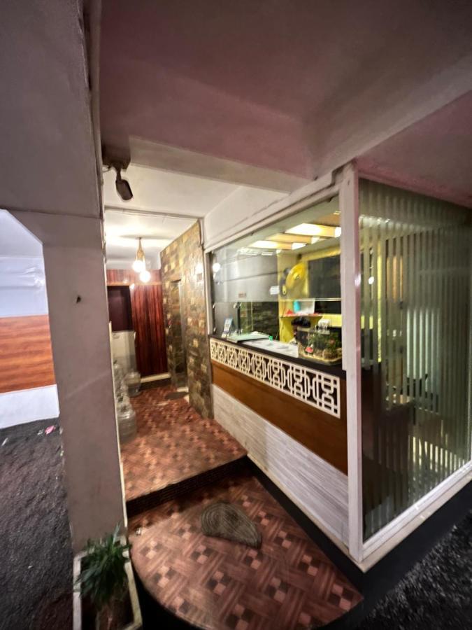 Tower 21 Regency Hotel Kochi Eksteriør bilde