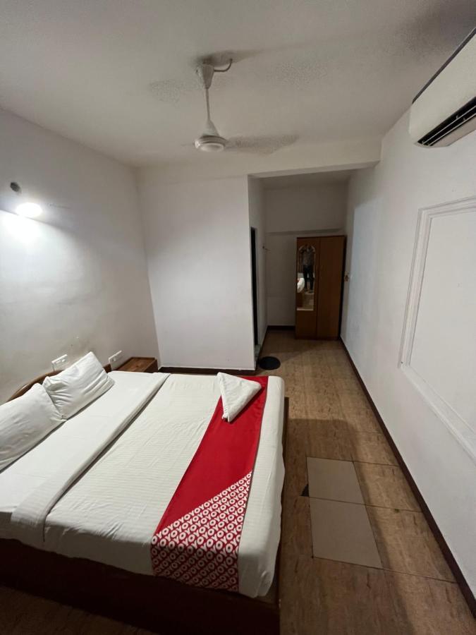 Tower 21 Regency Hotel Kochi Eksteriør bilde