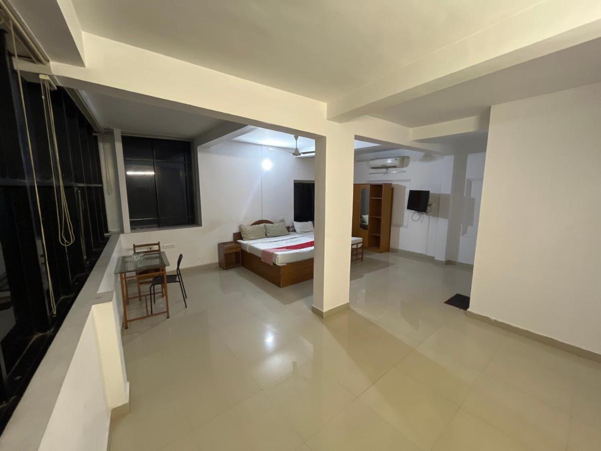 Tower 21 Regency Hotel Kochi Eksteriør bilde
